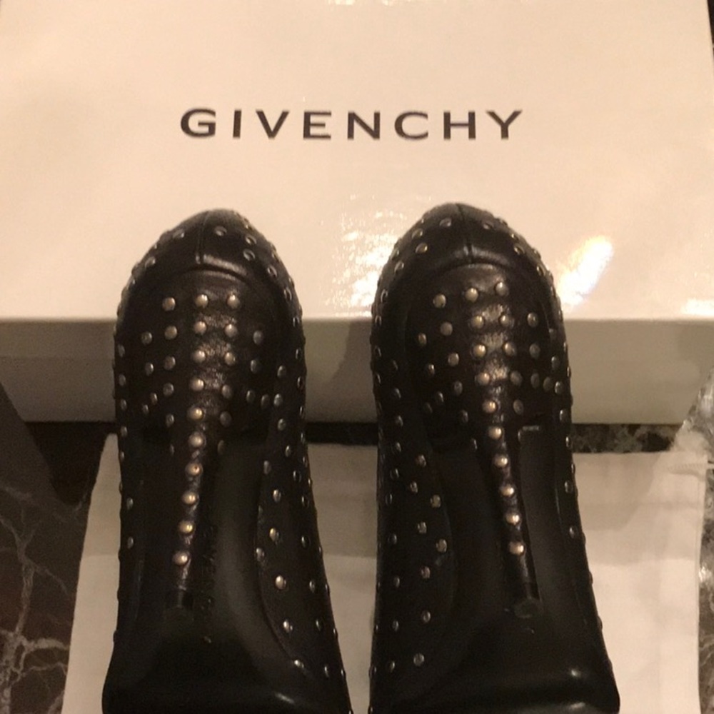 👑HOST PICK👑 Givenchy Kidskin Stilettos - Picture 6 of 8